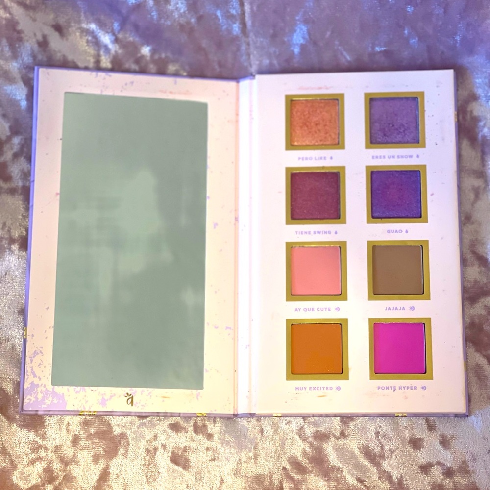ALAMAR Spanglish eyeshadow pallet